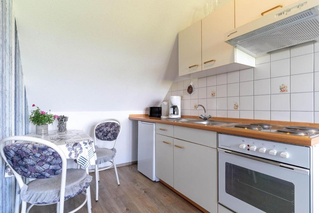 Ferienwohnung Bi-Uns-To-Hus Tönning Exterior foto