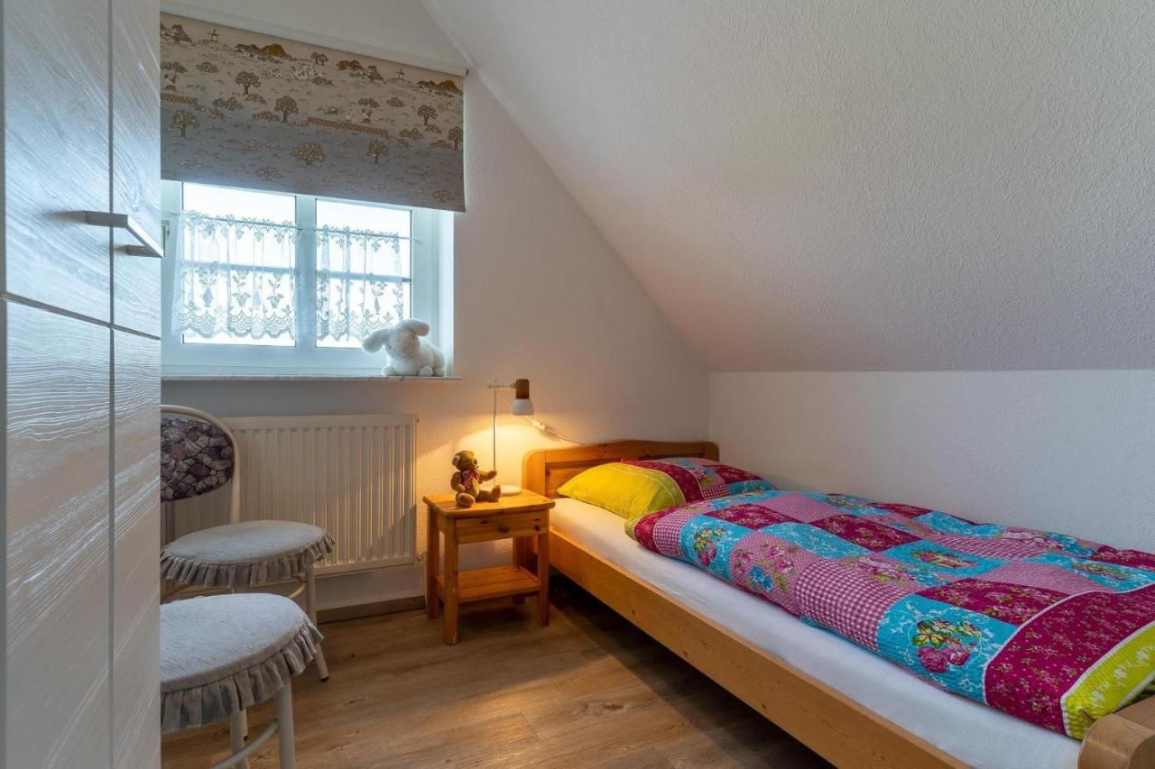 Ferienwohnung Bi-Uns-To-Hus Tönning Exterior foto