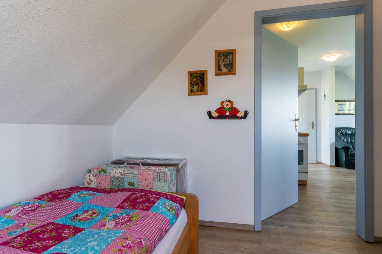 Ferienwohnung Bi-Uns-To-Hus Tönning Exterior foto